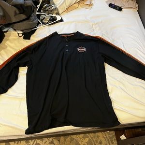 Baggy Harley Davidson long sleeve shirt awesome for laying
